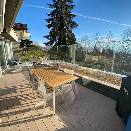 Apartment Lausanne Holidays *
